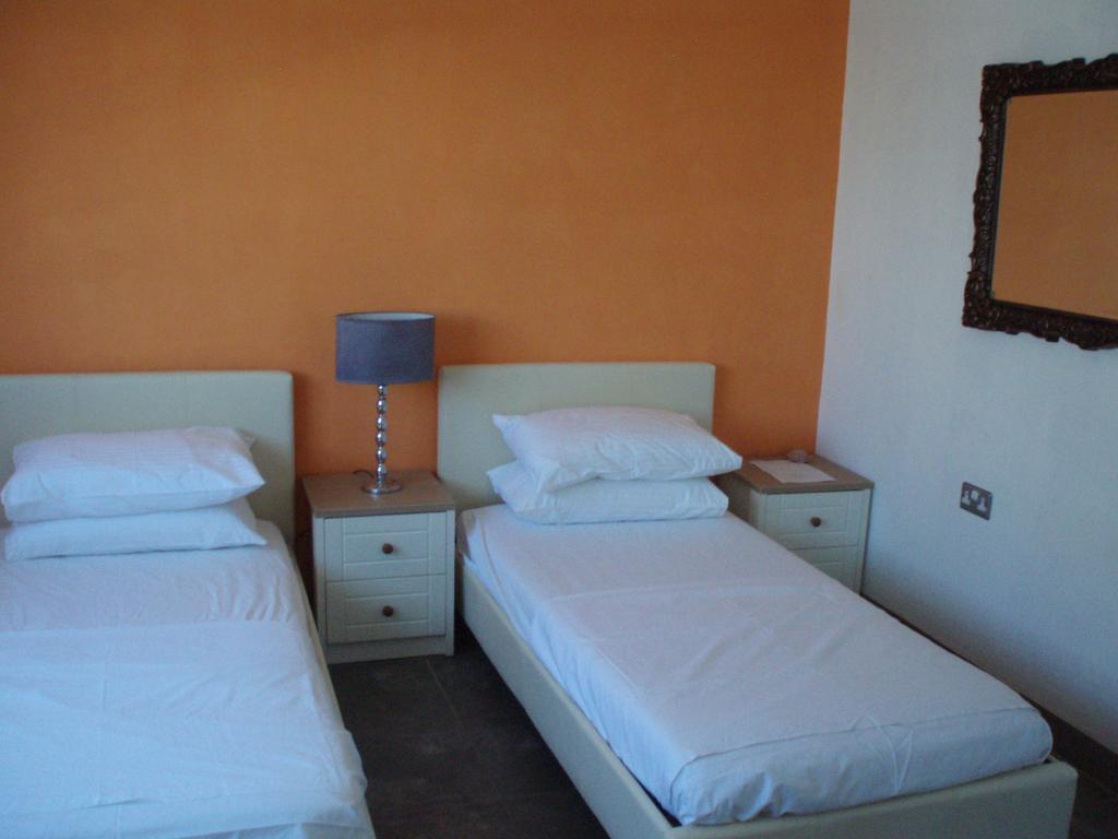Big Red'S Hotel Bull Savanna Luaran gambar